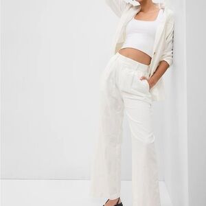 GAP Linen-Blend Wide Leg Pants in Off-White